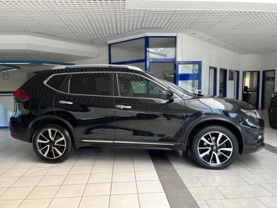 Nissan X-Trail 2.0 dcI Aut. 4x4 Tekna ,7-Sitzer, Leder