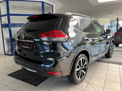 Nissan X-Trail 2.0 dcI Aut. 4x4 Tekna ,7-Sitzer, Leder