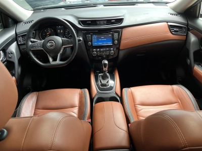 Nissan X-Trail 2.0 dcI Aut. 4x4 Tekna ,7-Sitzer, Leder