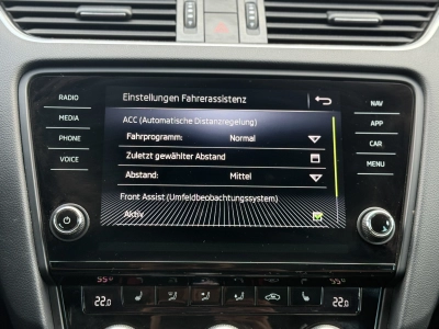 Skoda Octavia Combi Ambition 2,0TDI ACC el. Heckklappe