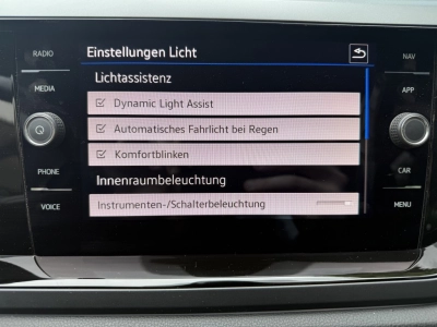 VW Taigo 1.0 TSI-DSG R-LINE, IQ-Drive,Matrix,RFK 