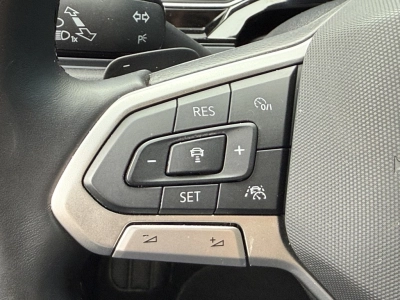VW Taigo 1.0 TSI-DSG R-LINE, IQ-Drive,Matrix,RFK 