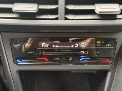 VW Taigo 1.0 TSI-DSG R-LINE, IQ-Drive,Matrix,RFK 