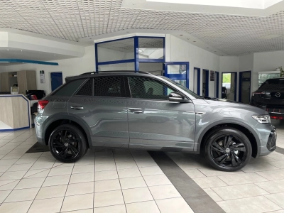 VW T-Roc R-LINE 1.5 TSI-DSG Black+Style,Pan.-Dach