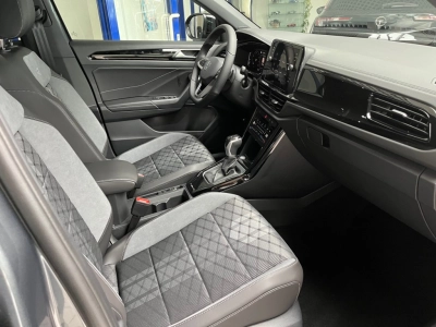 VW T-Roc R-LINE 1.5 TSI-DSG Black+Style,Pan.-Dach