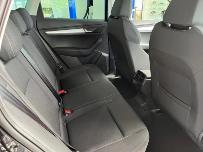 Skoda Karoq 1.5 TSI DSG+AHK+RFK+ACC+Navi+el.Heckkl.++