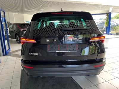 Skoda Karoq 1.5 TSI DSG+AHK+RFK+ACC+Navi+el.Heckkl.++