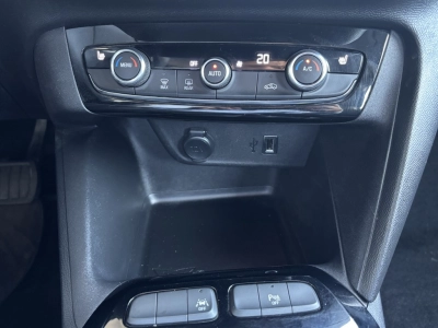 Opel Corsa F Elegance Navi Kamera LED PDC Fernlichtas.