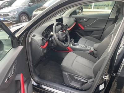 Audi Q2 1.4 TFSI Sport DSG NAVI AHK SITZHEIZUNG