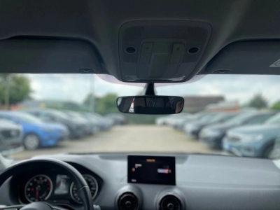 Audi Q2 1.4 TFSI Sport DSG NAVI AHK SITZHEIZUNG