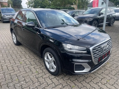 Audi Q2 1.4 TFSI Sport DSG NAVI AHK SITZHEIZUNG