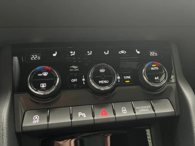 Skoda Karoq 1.5 TSI DSG SPORTLINE,Matrix,AHK,ACC,RFK,+