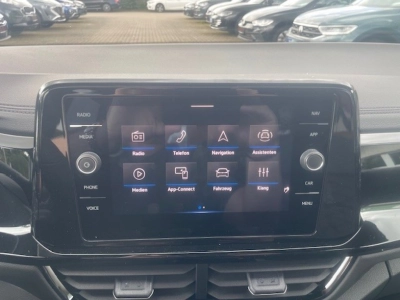 VW T-Roc R-LINE 1.5 TSI-DSG Black+Style,Pan.-Dach
