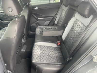 VW T-Roc R-LINE 1.5 TSI-DSG Black+Style,Pan.-Dach