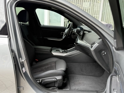 BMW 320 d xDrive M Sport 1.Hd ACC NAVI CAM SHADOW LINE 