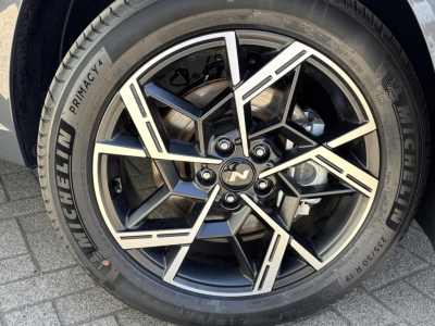 Hyundai TUCSON 1.6 T-GDI-DCT-48V N-LINE Matrix Krell