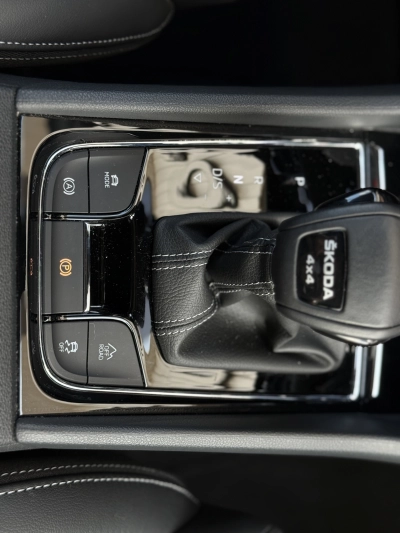 Skoda Kodiaq Sportline 4x4 TEMP. LED NAVI CARPLAY 