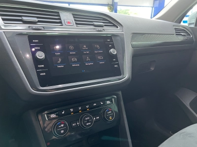 VW Tiguan 1.4 TSI Comfortline,LED,NAVI,ACC,AHK,RFK