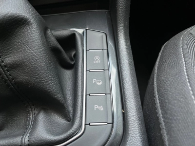 VW Tiguan 1.4 TSI Comfortline,LED,NAVI,ACC,AHK,RFK