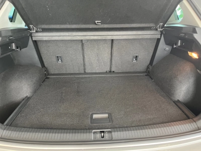 VW Tiguan 1.4 TSI Comfortline,LED,NAVI,ACC,AHK,RFK