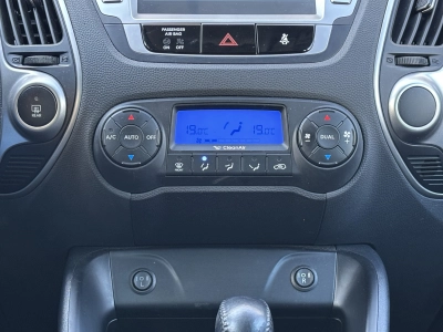 Hyundai ix35 2.0 Automatik NAVI KLIMA TEMPOMAT BLUETOOTH