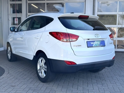 Hyundai ix35 2.0 Automatik NAVI KLIMA TEMPOMAT BLUETOOTH