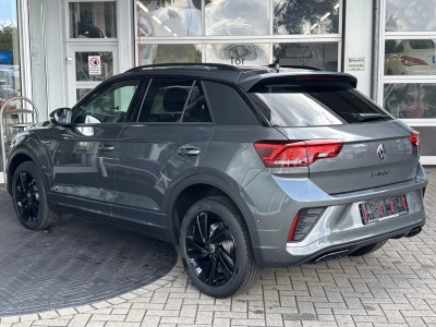 VW T-Roc R-LINE 1.5 TSI-DSG Black+Style,Pan.-Dach