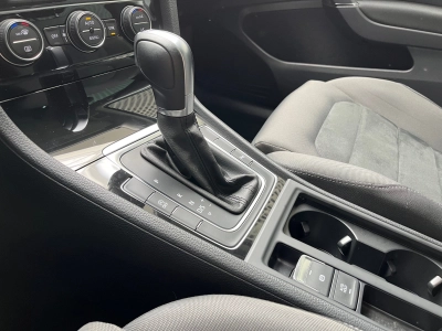 VW Golf Variant 1.5 TSI-DSG,Highline,LED,ACC,RFK