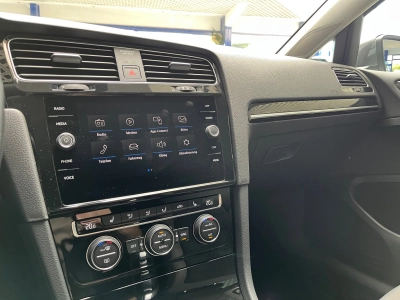 VW Golf Variant 1.5 TSI-DSG,Highline,LED,ACC,RFK