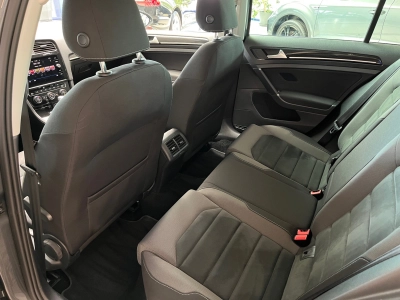 VW Golf Variant 1.5 TSI-DSG,Highline,LED,ACC,RFK