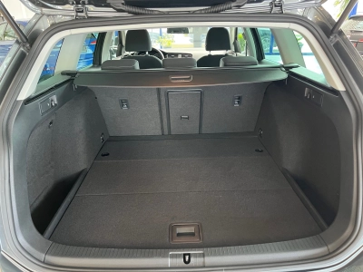 VW Golf Variant 1.5 TSI-DSG,Highline,LED,ACC,RFK