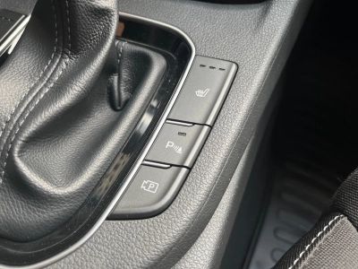 Hyundai i30 Kombi 1.5 T-GDI DCT 48V Trend, LED-SW,Navi