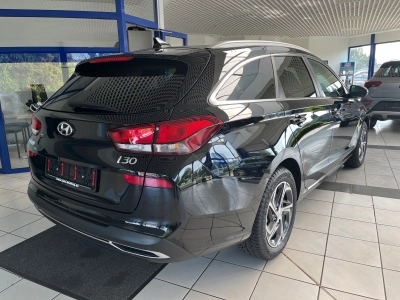Hyundai i30 Kombi 1.5 T-GDI DCT 48V Trend, LED-SW,Navi