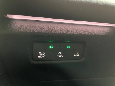 VW Tiguan 1.5 eTSI-DSG,Life,LED+,Komfort,AHK,18-Zoll
