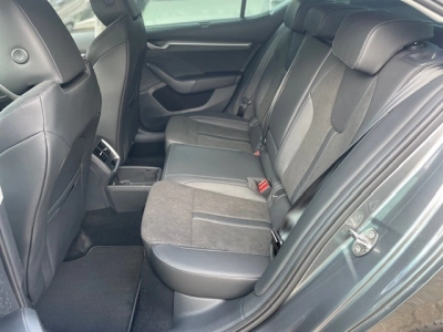 Skoda Octavia 1.5 TSI mHEV-DSG TOP-SELECTION 