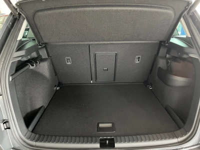 Skoda Karoq 1.5 TSI DSG+AHK+RFK+ACC+Navi+el.Heckkl.++