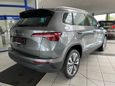 Skoda Karoq 1.5 TSI DSG+AHK+RFK+ACC+Navi+el.Heckkl.++