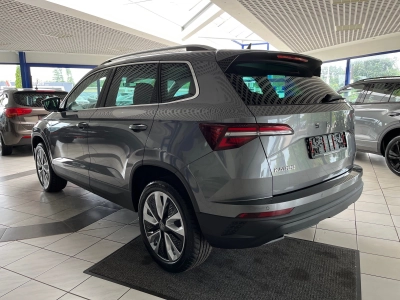 Skoda Karoq 1.5 TSI DSG+AHK+RFK+ACC+Navi+el.Heckkl.++