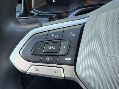 VW Polo 1.0 TSI Life LED,PDC,GRA,RF-Kam.GRA,CarPlay