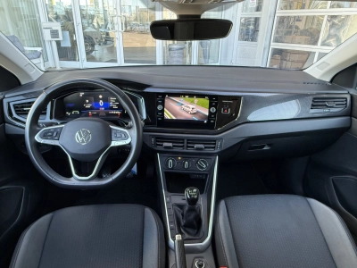 VW Polo 1.0 TSI Life LED,PDC,GRA,RF-Kam.GRA,CarPlay