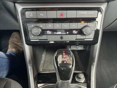 VW T-Cross Style 1.0TSI R-Line ACC LED PDC Ambiente