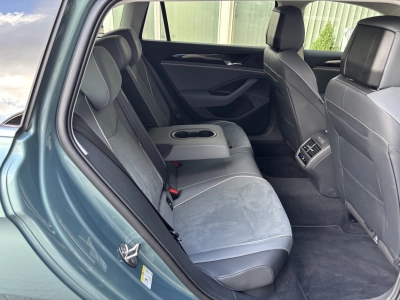 VW Passat 2.0TDI Business ACC Navi AHK Ambiente LED