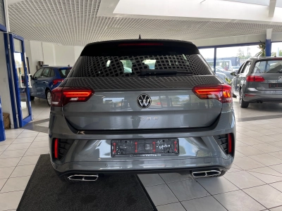 VW T-Roc R-LINE 1.5 TSI-OPF DSG IQ DRIVE, AHK