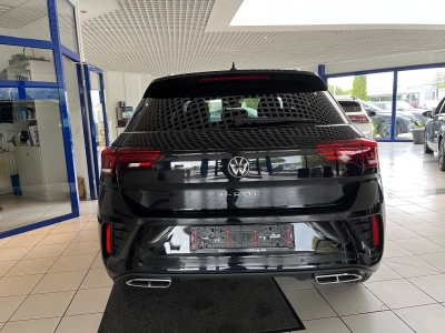 VW T-Roc R-LINE 1.5 TSI-OPF DSG IQ DRIVE, AHK