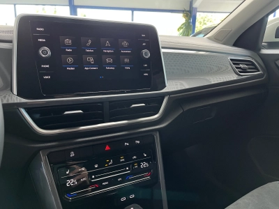 VW T-Roc STYLE 1.5 TSI-DSG, Matrix, EasyOpen, RFK