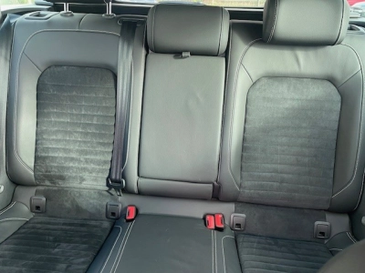 VW Passat Variant 2.0 TDI DSG Elegance,AHK,Matrix