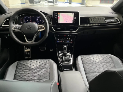 VW T-Roc R-LINE 1.5 TSI-OPF DSG IQ DRIVE, AHK