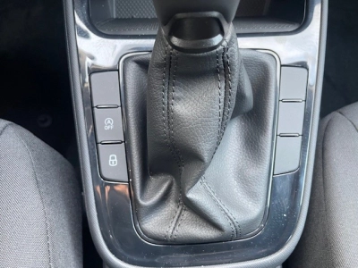 Skoda Fabia 1.0 TSI Essence,Sitzheiz,GRA,PDC,LED-SW