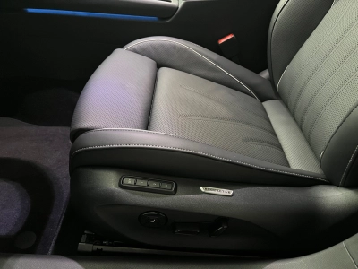 VW Passat Variant 2.0 TDI DSG Elegance,Leder,Sound