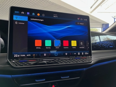 VW Passat Variant 2.0 TDI DSG Elegance,Leder,Sound